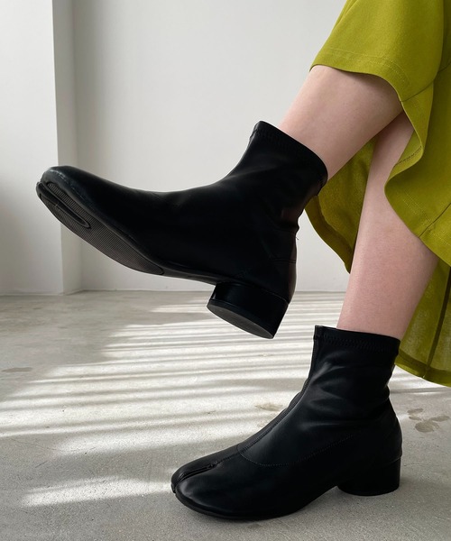 210nouve（トゥージュヌーブ）の「足袋ストレッチショートブーツ（ブーツ・レディース・ホワイト/ベージュ/ブラック/ブラウン・38/36/39/37）」の5枚目の写真