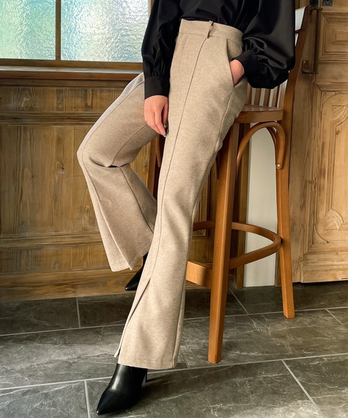 JUNOAH（ジュノア）の「ウールタッチスリットフレアパンツ（その他パンツ・レディース・ブラック/ブラウン/ブルー/グレイッシュベージュ/テラコッタ・MEDIUM/LARGE/X-LARGE）」の5枚目の写真