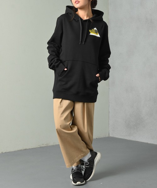 THE NORTH FACE（ザノースフェイス）の「THE NORTH FACE(ザ・ノース・フェイス) トライアングルロゴ スウェットパーカー（パーカー・レディース・ホワイト/ブラック/グリーン・S/M/L/XL/XS/XXL）」の15枚目の写真