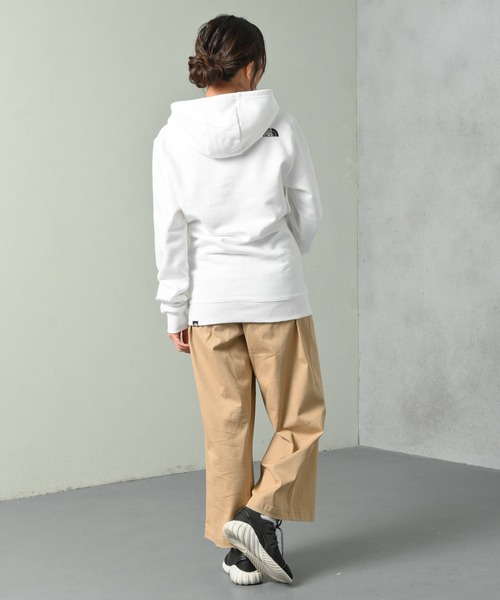 THE NORTH FACE（ザノースフェイス）の「THE NORTH FACE(ザ・ノース・フェイス) トライアングルロゴ スウェットパーカー（パーカー・レディース・ホワイト/ブラック/グリーン・S/M/L/XL/XS/XXL）」の20枚目の写真