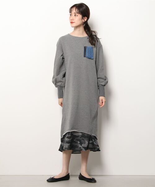 AVIREX（アヴィレックス）の「LAYERED STYLE DENIM&CAMOUFLAGE ONEPIECE DRESS/ レイヤードスタイル デニム＆カモフラージュワンピース（ワンピース・レディース・タン/チャコール・FREE）」の5枚目の写真