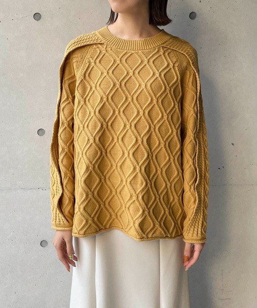 CAPRICIEUX LE'MAGE（カプリシューレマージュ）の「フリル袖ダイヤ柄プルオーバー（ニット/セーター・レディース・チャコールグレー/イエロー/ホワイト系その他・FREE）」の4枚目の写真