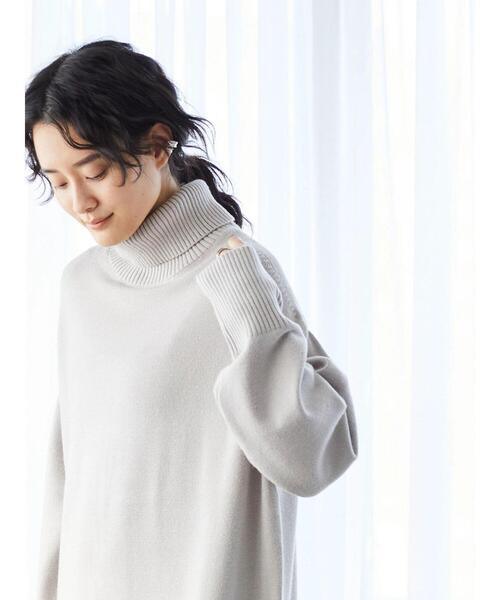 AMERICAN HOLIC(アメリカンホリック)の「ネックスリットタートルニットワンピース(ワンピース・レディース・チャコールグレー/ブラウン/グレイッシュベージュ・M/L)」の15枚目の写真