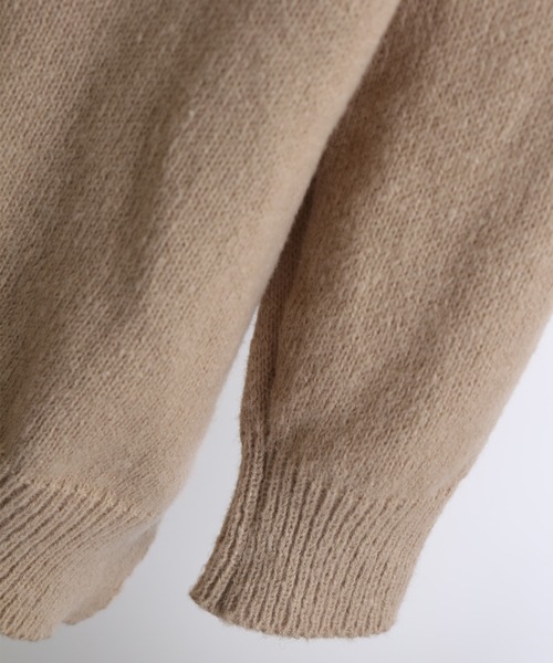 MAISON DE THERESE（メゾン ド テレーズ）の「ANOTHERロゴ入り　クルーネックニットトップス（ニット/セーター・レディース・ベージュ/グリーン/アイボリー/ピンク/グレー・FREE）」の13枚目の写真