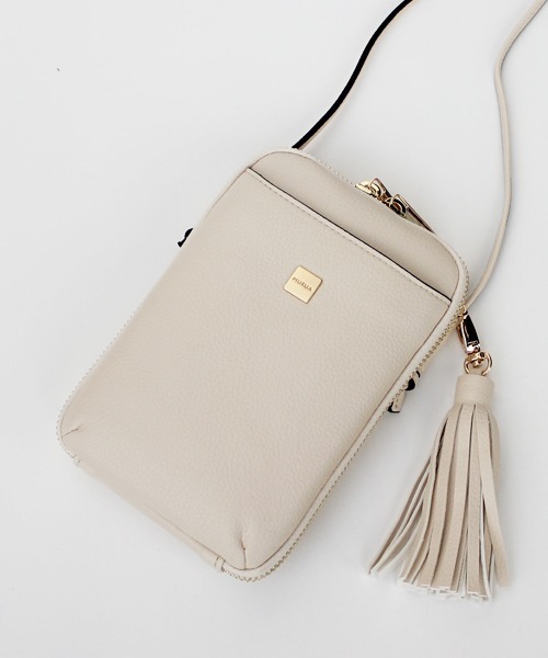 MURUA（ムルーア）の「MURUA(ムルーア) スリムポシェット タッセル MR-B1064 レディース バッグ　かばん ブランド（ショルダーバッグ・レディース・ブラック/アイボリー/キャメル・FREE）」の6枚目の写真