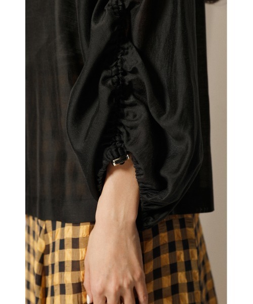 crie conforto（クリーコンフォルト）の「シャーリングスリーブブラウス（シャツ/ブラウス・レディース・オフホワイト/ブラック/オレンジ・SMALL/MEDIUM）」の11枚目の写真