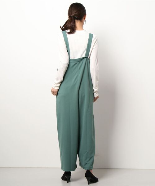 HONEYSUCKLE ROSE（ハニーサックルローズ）の「【HONEYSUCKLE ROSE】タックサロペット／セットアイテム（サロペット/オーバーオール・レディース・ブラック/ベージュ/グリーン・L/M）」の5枚目の写真