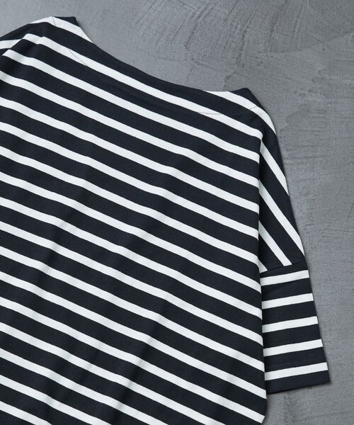 FREAK'S STORE(フリークスストア)の「【WEB限定】ボートネックバスクボーダー半袖Tシャツ(Tシャツ/カットソー・レディース・ブラック/ベージュ/グレー/オフホワイト/ピンク/グリーン/ホワイト×ブラック/ブラック×ホワイト/ナチュラル・フリ-)」の5枚目の写真