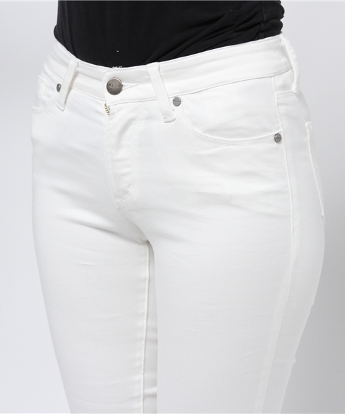 ROSE BUD（ローズバッド）の「LPT-15108 CROPPED SKINNY PANTS（その他パンツ・レディース・ホワイト/ラベンダー/ブラック/ネイビー・24/28/26）」の7枚目の写真