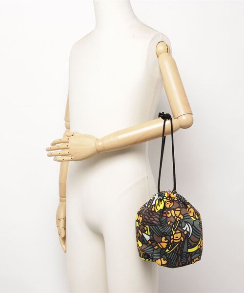 A BATHING APE（アベイシングエイプ）の「MILO SAMURAI DRAWSTRING BAG M（ハンドバッグ・メンズ・マルチ・FREE）」の6枚目の写真