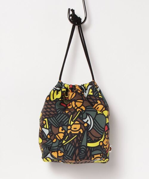 A BATHING APE（アベイシングエイプ）の「MILO SAMURAI DRAWSTRING BAG M（ハンドバッグ・メンズ・マルチ・FREE）」の5枚目の写真