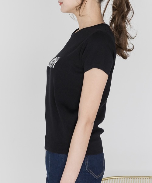 Julia Boutique（ジュリアブティック）の「EMMAロゴ半袖ニットトップス/22108（Tシャツ/カットソー・レディース・ブラック・ONE）」の7枚目の写真