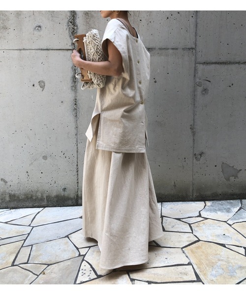 ulu（ウル）の「Linen denim vest（ベスト・レディース・ベージュ・FREE）」の2枚目の写真