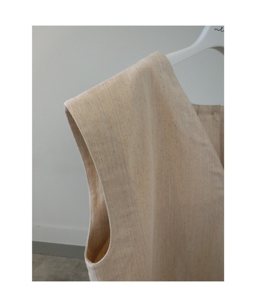 ulu（ウル）の「Linen denim vest（ベスト・レディース・ベージュ・FREE）」の9枚目の写真