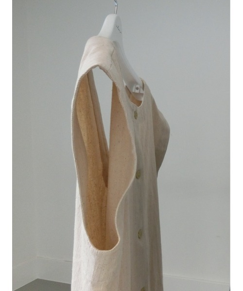 ulu（ウル）の「Linen denim vest（ベスト・レディース・ベージュ・FREE）」の10枚目の写真