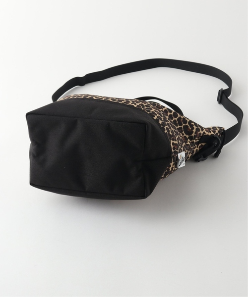 Drifter(ドリフター)の「《追加2》【Drifter/ドリフター】別注 DRAWSTRING BUCKET SMU:バッグ(ショルダーバッグ・レディース・ブラック系その他/ベージュ/ブラック・FREE)」の18枚目の写真
