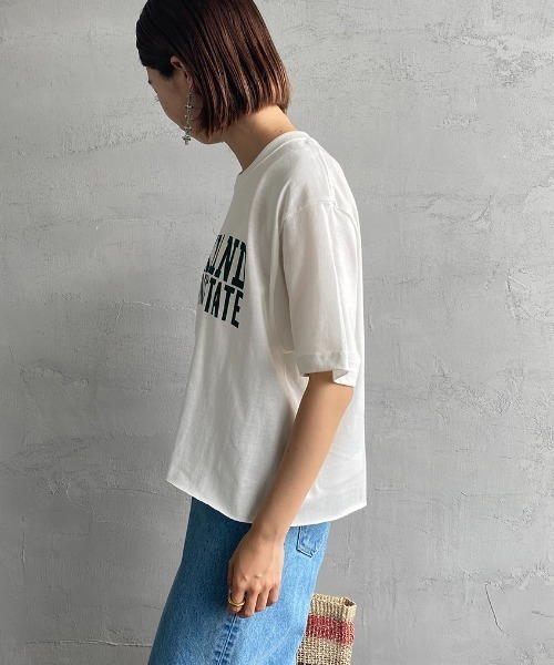 SCREEN STARS（スクリーンスターズ）の「[SCREEN STARS/スクリーンスターズ] 別注 カットオフ ロゴプリントTシャツ（Tシャツ/カットソー・レディース・ホワイト/ベージュ/ホワイト系1/ピンク/イエロー/ホワイト系/ダークグリーン/ダークグレー・F）」の21枚目の写真