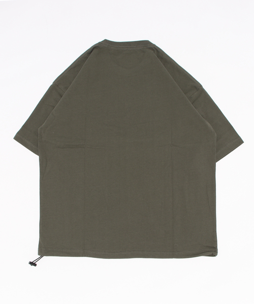 OUTDOOR PRODUCTS(アウトドアプロダクツ)の「【OUTDOOR PRODUCTS/アウトドアプロダクツ】USAコットン ドロップショルダー ビッグシルエット ドローコード Tシャツ(Tシャツ/カットソー・メンズ・ブラック/オリーブ/ホワイト・MEDIUM/X-LARGE/LARGE)」の4枚目の写真