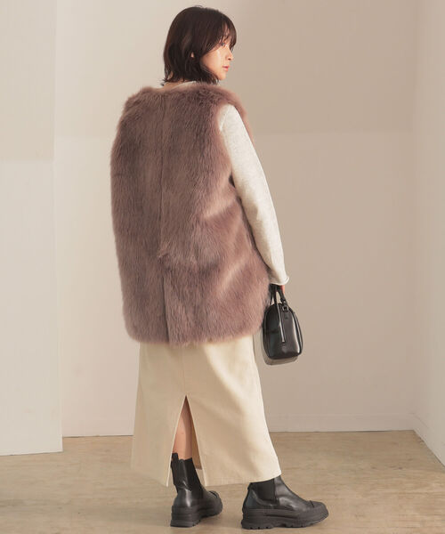 BeAMS DOT（ビームスドット）の「【WEB限定】BeAMS DOT / ボリューム フェイクファーベスト（ベスト・レディース・ベージュ/ブラウン系その他5・FREE）」の3枚目の写真