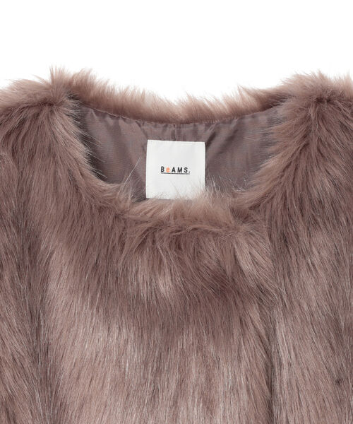 BeAMS DOT（ビームスドット）の「【WEB限定】BeAMS DOT / ボリューム フェイクファーベスト（ベスト・レディース・ベージュ/ブラウン系その他5・FREE）」の19枚目の写真