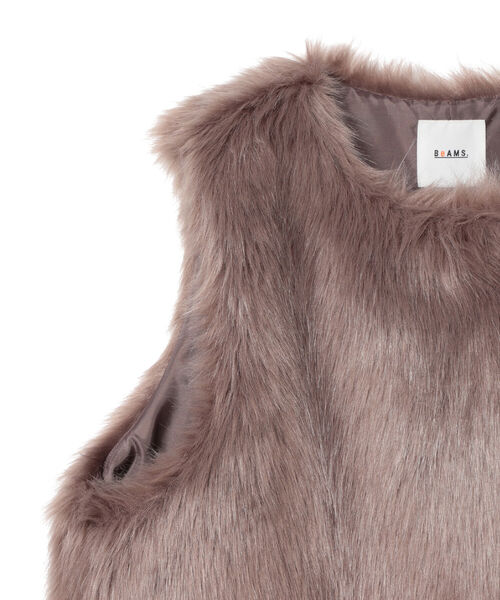 BeAMS DOT（ビームスドット）の「【WEB限定】BeAMS DOT / ボリューム フェイクファーベスト（ベスト・レディース・ベージュ/ブラウン系その他5・FREE）」の20枚目の写真