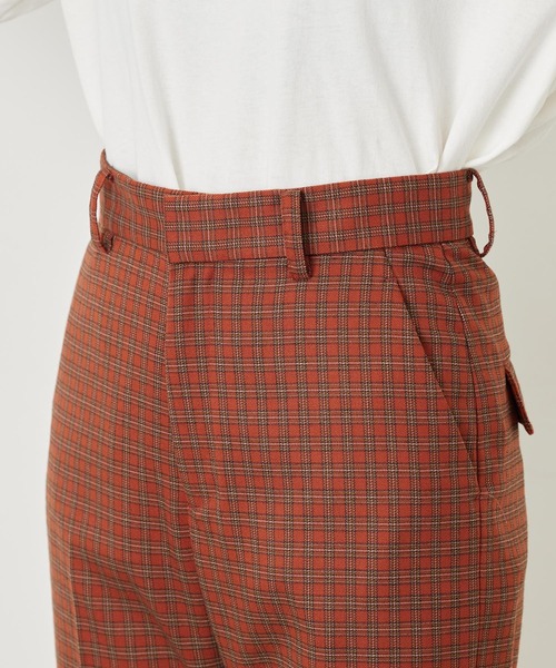 MILKFED.(ミルクフェド)の「PLAID INVERTED BOX PLEAT PANTS(その他パンツ・レディース・ネイビー/オレンジ・S/M)」の4枚目の写真