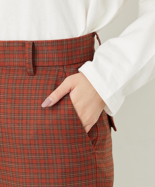 MILKFED.(ミルクフェド)の「PLAID INVERTED BOX PLEAT PANTS(その他パンツ・レディース・ネイビー/オレンジ・S/M)」の12枚目の写真