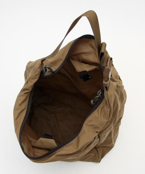 BEAMS（ビームス）の「MYSTERY RANCH / LOAD CELL（ショルダーバッグ・メンズ・ブラウン系その他・ONE SIZE）」の11枚目の写真