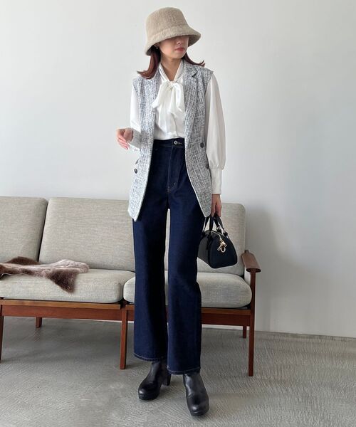 MAJESTIC LEGON(マジェスティックレゴン)の「ベーシックデニムパンツ(デニムパンツ・レディース・ネイビー/ブルー系その他2・SMALL/MEDIUM)」の8枚目の写真