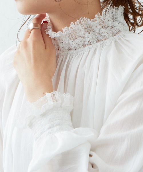 PUAL CE CIN（ピュアルセシン）の「レースシャーリングブラウス（シャツ/ブラウス・レディース・オフホワイト/ブラック・FREE）」の11枚目の写真