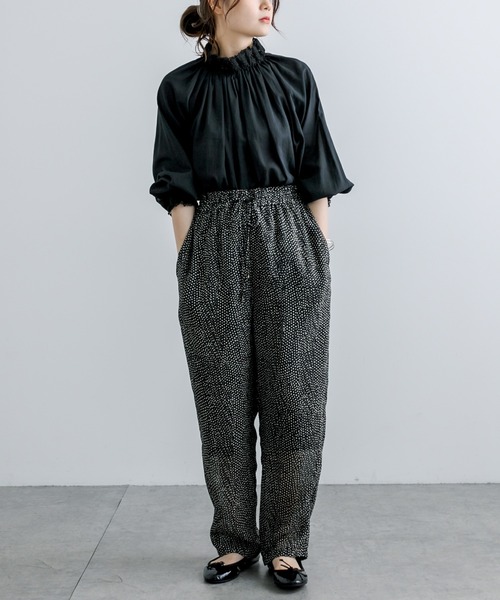 PUAL CE CIN（ピュアルセシン）の「レースシャーリングブラウス（シャツ/ブラウス・レディース・オフホワイト/ブラック・FREE）」の9枚目の写真