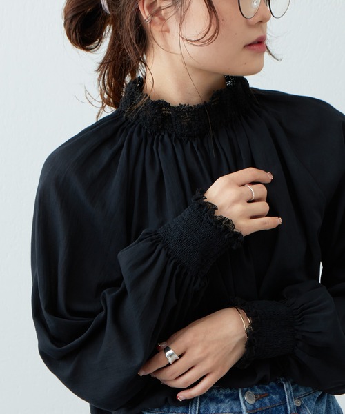 PUAL CE CIN（ピュアルセシン）の「レースシャーリングブラウス（シャツ/ブラウス・レディース・オフホワイト/ブラック・FREE）」の12枚目の写真