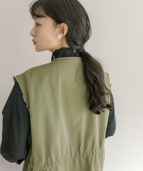 PUAL CE CIN（ピュアルセシン）の「レースシャーリングブラウス（シャツ/ブラウス・レディース・オフホワイト/ブラック・FREE）」の14枚目の写真