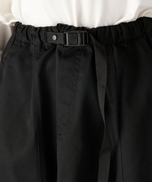 niko and...（ニコアンド）の「ベルトアジャストスカート（スカート・レディース・ライトブルー/ブラック/チャコール/カーキ・MEDIUM/LARGE）」の13枚目の写真