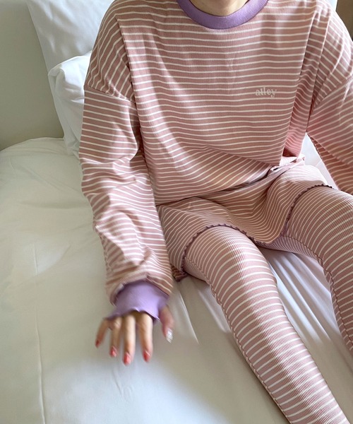 Alley by w closet（アリーバイダブルクローゼット）の「【Alley】リブレギンス（レギンス/スパッツ・レディース・ホワイト×ピンク/ブラウン系その他/ラベンダー・FREE）」の2枚目の写真
