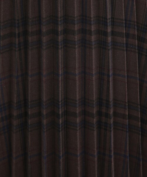 SHOO・LA・RUE（シューラルー）の「◆シーズンムード高まる チェック柄 プリーツスカート（スカート・レディース・ベージュ系その他2/ダークブラウン系1/ネイビー系1/イエロー系9・00）」の16枚目の写真