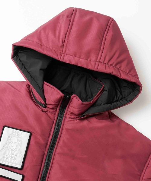 X-girl（エックスガール）の「FACE PATCH REVERSIBLE PARKA（ナイロンジャケット・レディース・グレー/バーガンディー・S/M）」の20枚目の写真