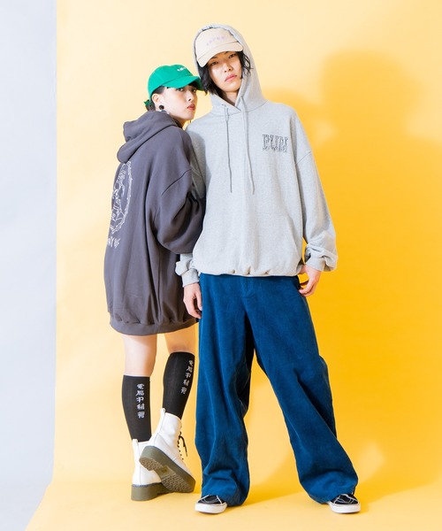 PUNYUS(プニュズ)の「GANGビッグパーカー(パーカー・レディース・杢グレー/スミクロ・4/3)」の14枚目の写真