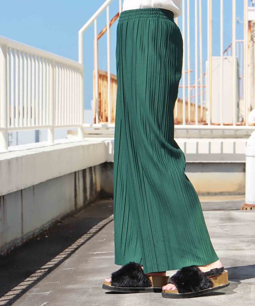 libelle more(リベル モア)の「カットツイル裏起毛ボックスプリーツパンツ(その他パンツ・レディース・ブラック/グリーン/モカ・M)」の17枚目の写真