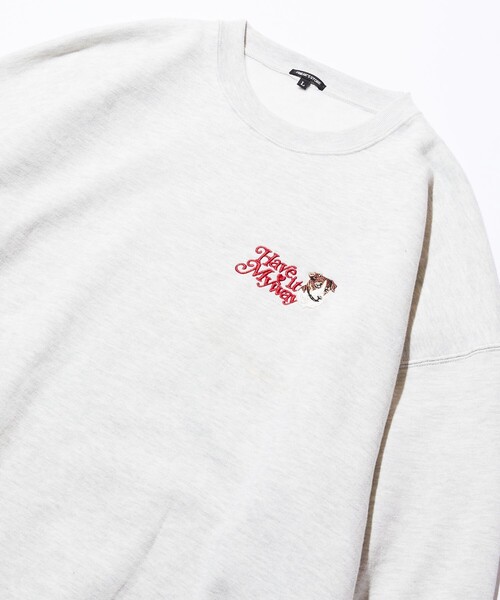 FREAK'S STORE(フリークスストア)の「WEB限定 ビッグシルエット ワンポイント DOG刺繍 クルーネックスウェット(スウェット・メンズ・ネイビー/ダークグリーン/ブラック/グレー・SMALL/LARGE/MEDIUM)」の15枚目の写真