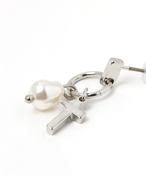 niko and...（ニコアンド）の「パール調クロスピアス（ピアス（両耳用）・レディース・グレー・0）」の3枚目の写真