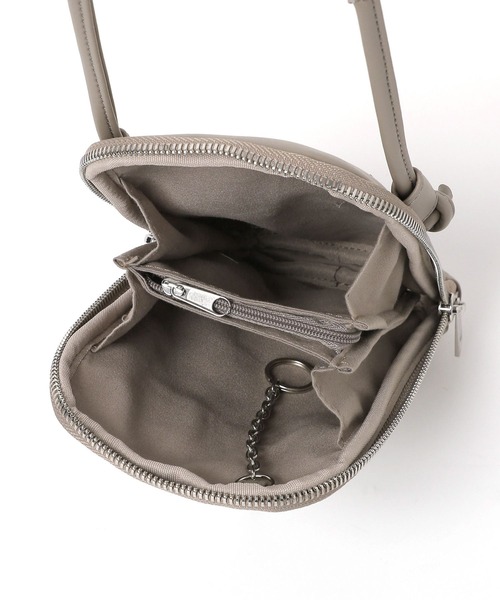 Me%(ミィパーセント)の「マルチショルダーポーチ(ショルダーバッグ・レディース・ブラック/グレー・FREE)」の21枚目の写真