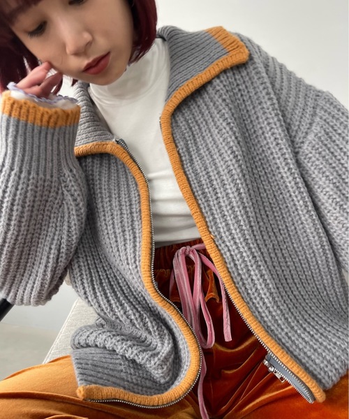 SANSeLF（サンセルフ）の「フロントカラージップニットトップス