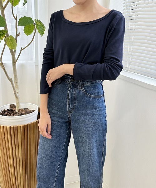 Doux Belle(ドゥーベル)の「裏起毛カットソー ラウンドネック(Tシャツ/カットソー・レディース・ホワイト/ライトグレー/ベージュ/ネイビー/ブラック・MEDIUM/LARGE)」の5枚目の写真