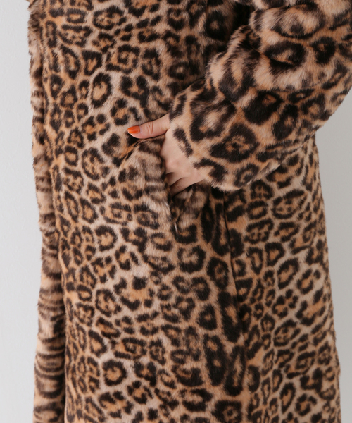 Charles Chaton(シャルルシャトン)の「molliolli DONNA(その他アウター・レディース・ベージュ系その他・SMALL/MEDIUM)」の15枚目の写真