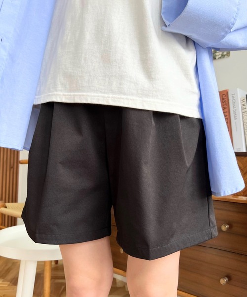 moment+（モーメントプラス）の「【累計販売枚数1万枚突破！】ツータックチノショートパンツ（チノパンツ・レディース・ブラック/カーキ/アイボリー/ベージュ・M/S/L）」の14枚目の写真