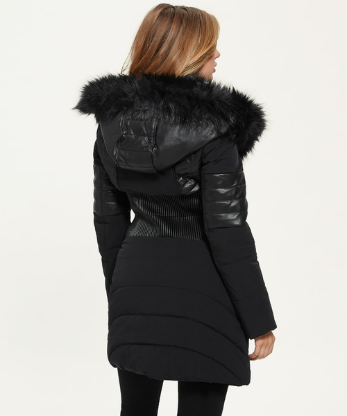 Guess(ゲス)の「Eco Oxana Quilted Jacket(その他アウター・レディース・ブラック/ホワイト・X-SMALL/SMALL/MEDIUM)」の7枚目の写真