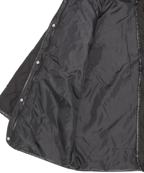 LATINA(ラティーナ)の「ダイヤステッチキルト中綿BIGジャケット(ノーカラージャケット・レディース・ブラック・FREE)」の9枚目の写真