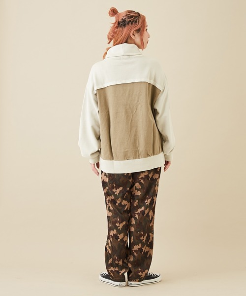 CUBE SUGAR（キューブシュガー）の「無地スウェット×布帛タートルネックプルオーバー（スウェット・レディース・ネイビー/グレイッシュベージュ/カーキ・M）」の4枚目の写真