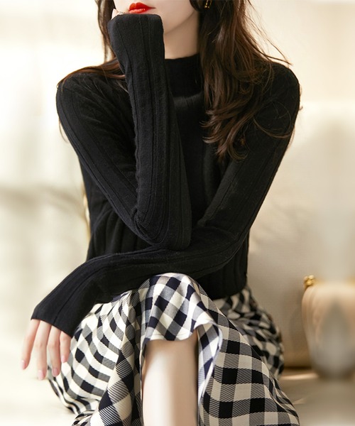 Amulet（アミュレット）の「【ロングシーズン着回せる】リピーター多数◎ハーフハイネックリブニット（ニット/セーター・レディース・ブラック/ピンク/ベージュ/グリーン/ホワイト/イエロー/ブルー/グレー/ボルドー/モカ/ネイビー/パープル・FREE）」の17枚目の写真